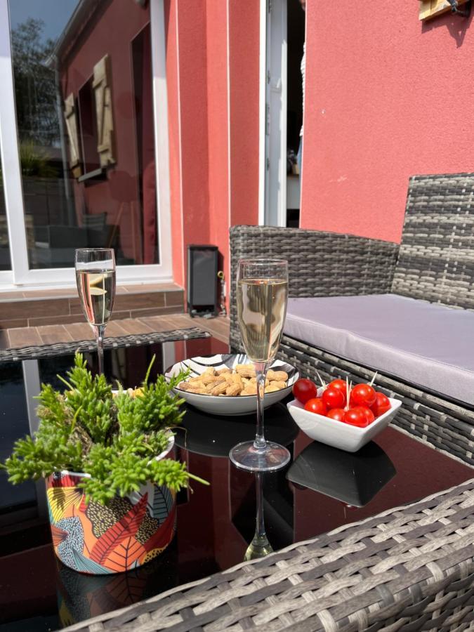 - New - La Terracalm - Wifi / Netflix Villa Cherbourg-en-Cotentin Exterior photo